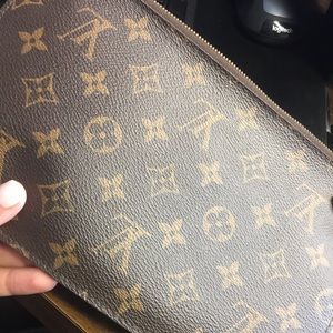 Neverfull Pochette